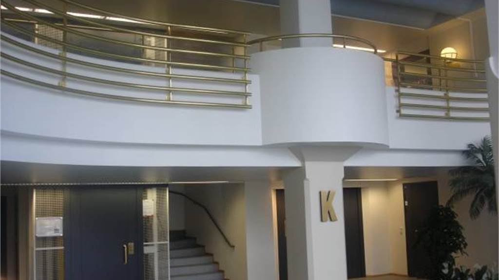 yleistä aulatilaa Vattuniemenranta 2