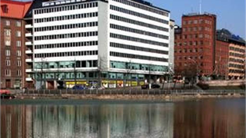 Pitkänsillanranta 3