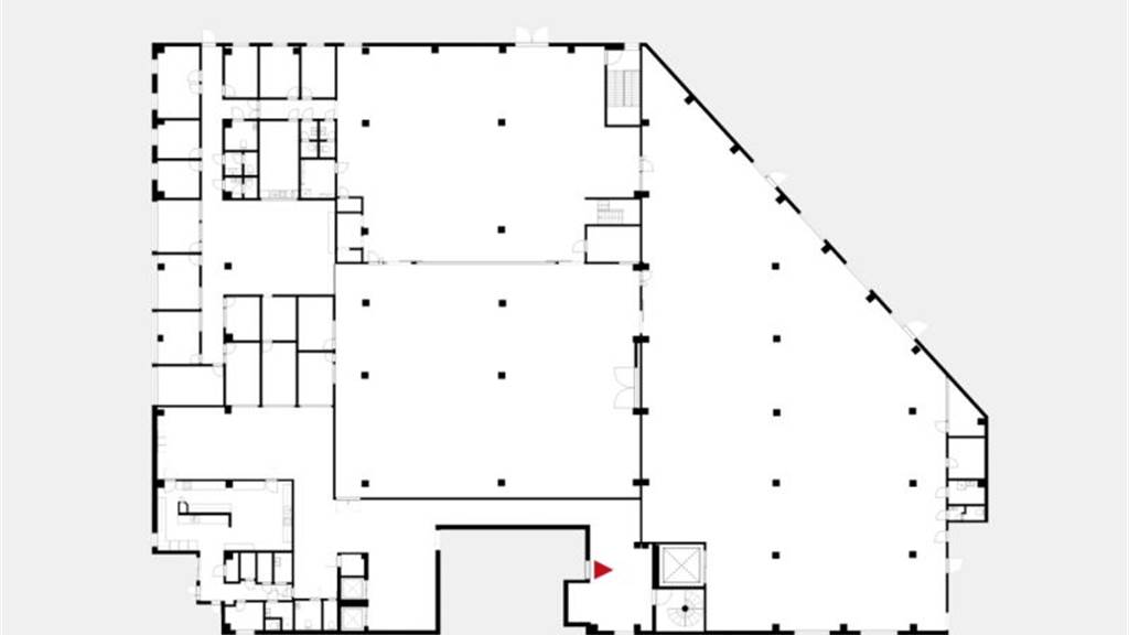2.krs varasto 2418 m2 Kuninkaalantie 19
