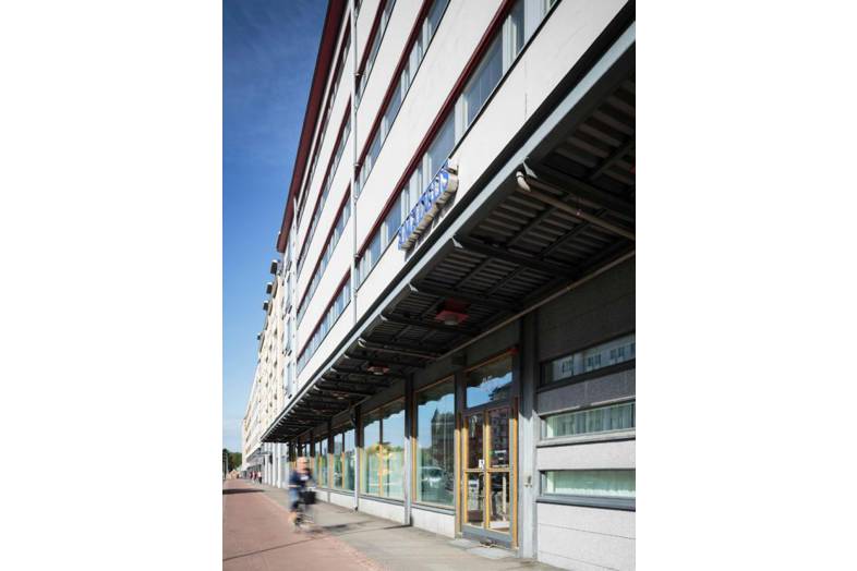 Pohjoinen Rautatiekatu 25