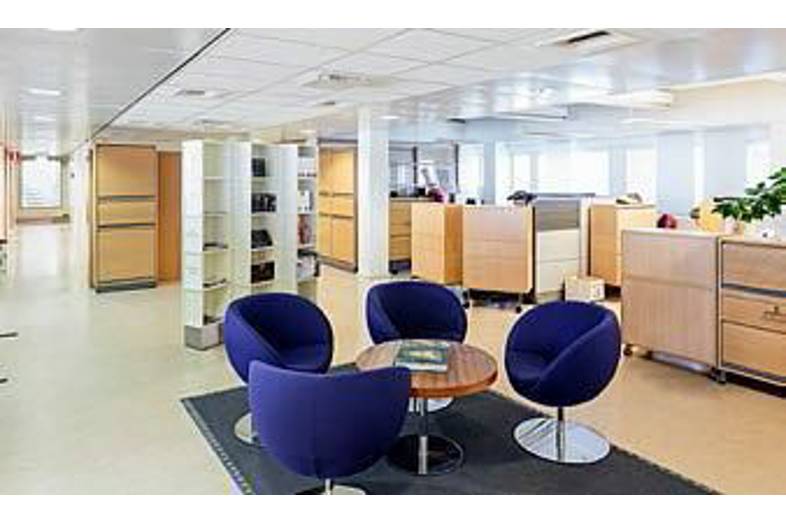 Pohjoinen Rautatiekatu 25