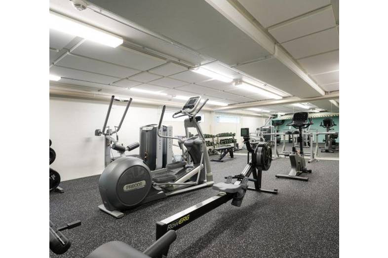 Pohjoinen Rautatiekatu 25