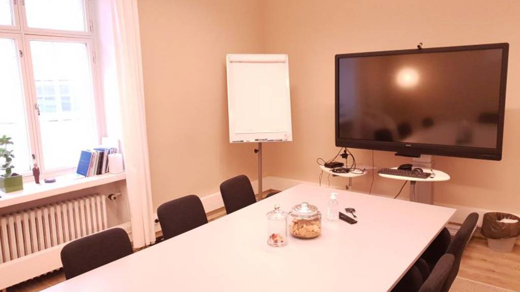 neuvottelutila Oksasenkatu 10