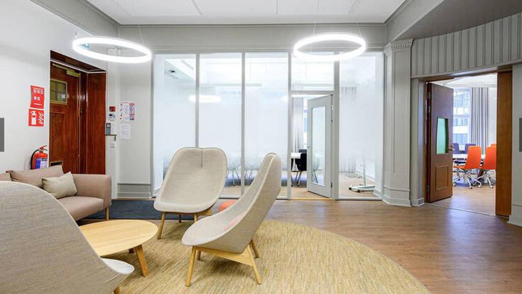 Eteläinen Makasiinikatu 4