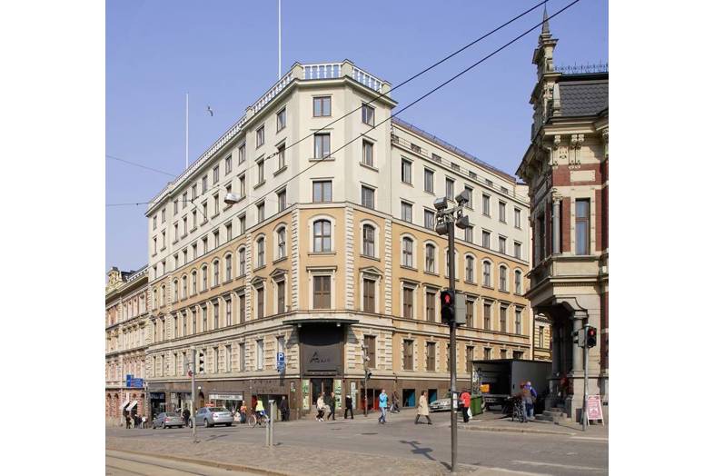Erottajankatu 15