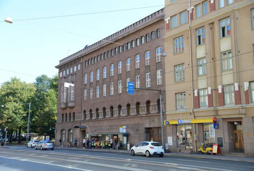 Runeberginkatu 43