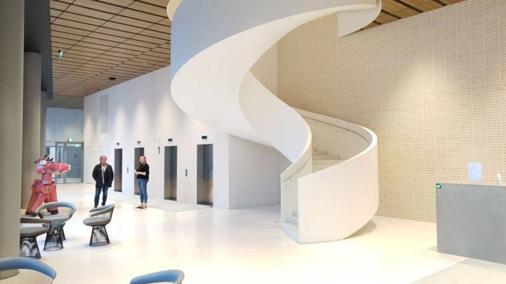 sisääntuloaula Tukkutorinkuja 5