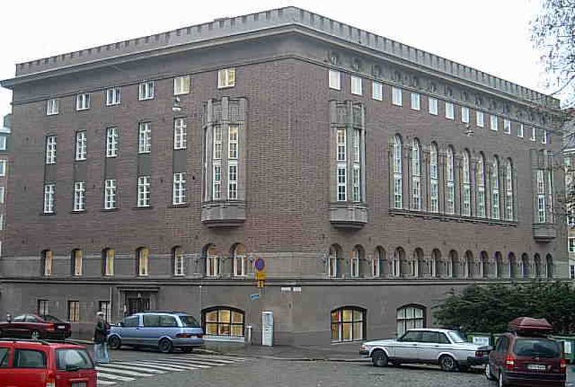 Runeberginkatu 43