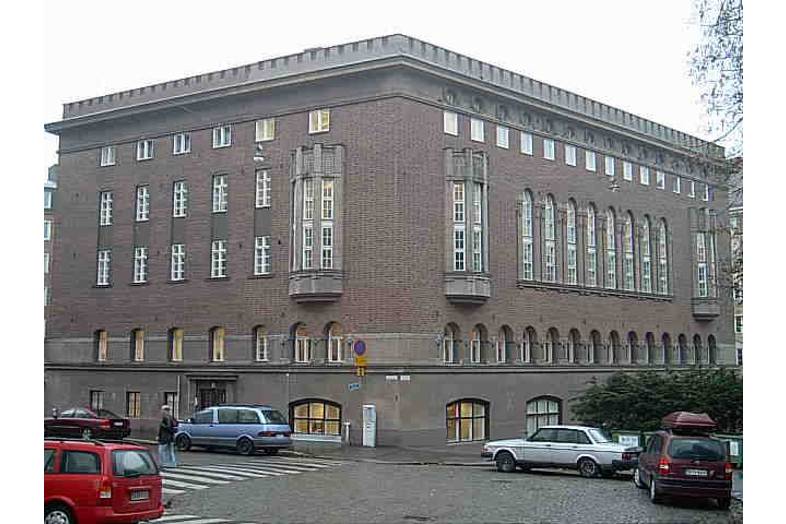 Runeberginkatu 43
