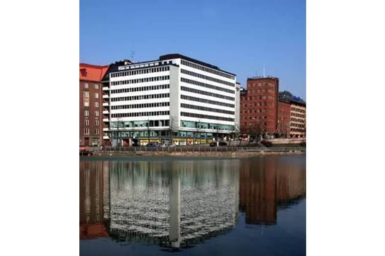 Pitkänsillanranta 3