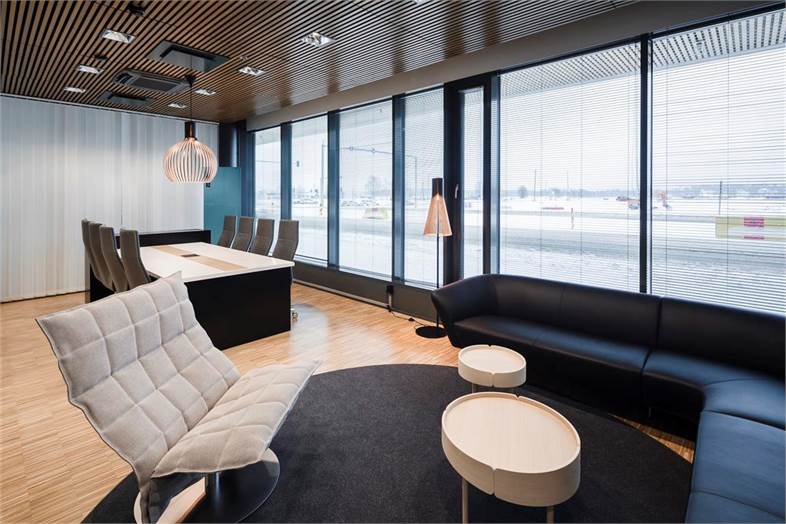 Hermannin rantatie 8 (kasvu)