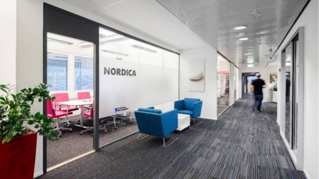 Kuva 3 Linnoitustie 11 estrade