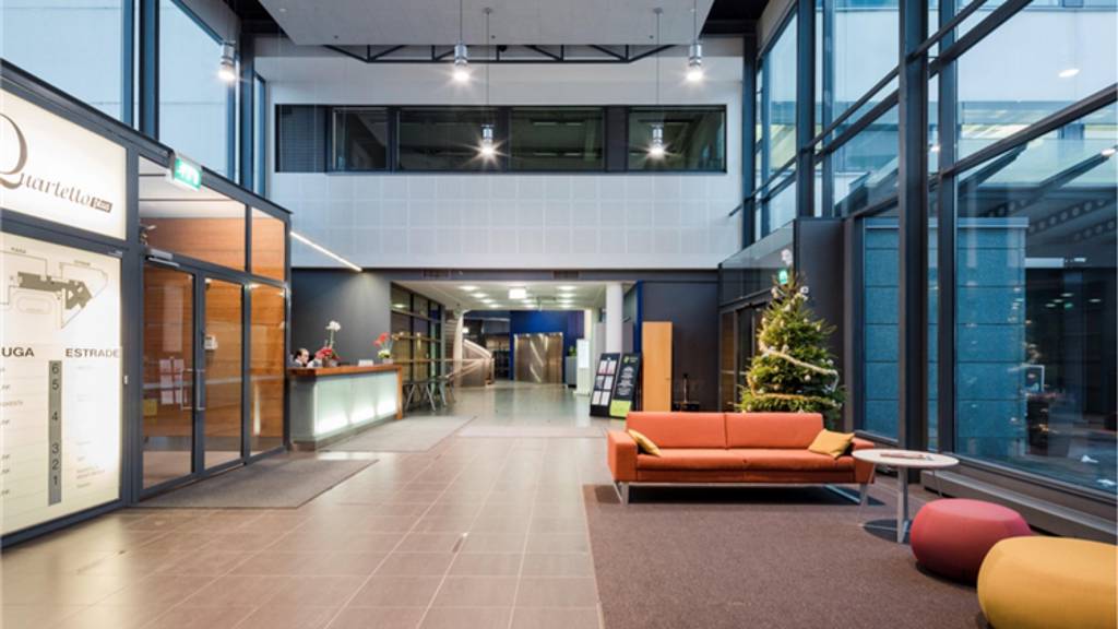 Kuva 5 Linnoitustie 11 estrade