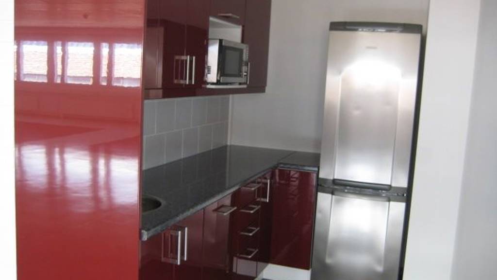 Itälahdenkatu 23, Lauttasaari