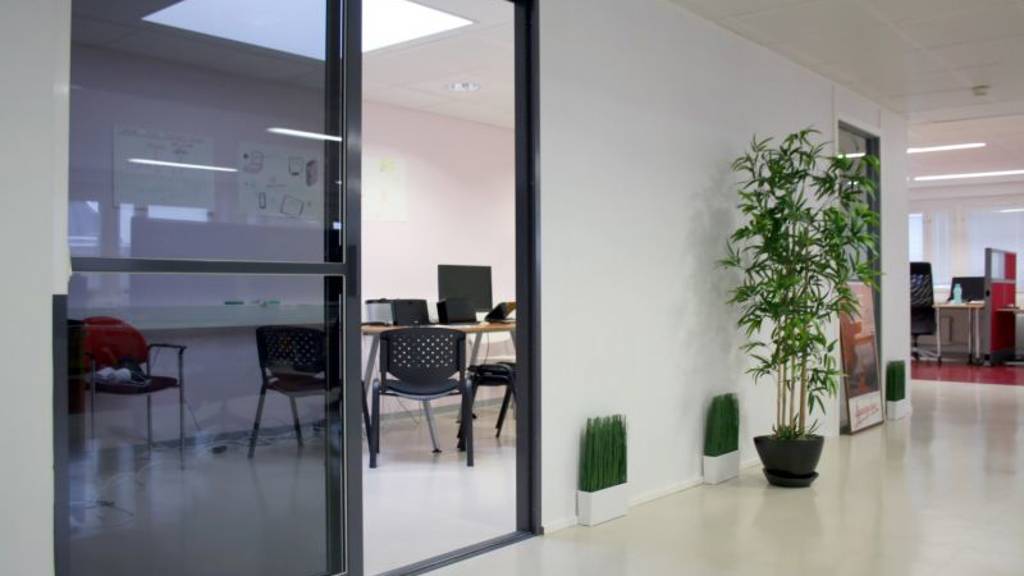 Itälahdenkatu 23, Lauttasaari