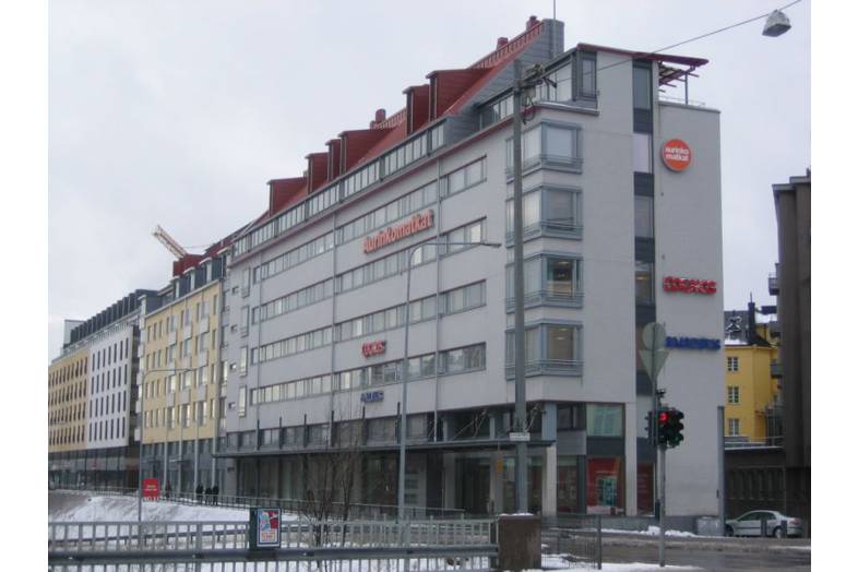 Pohjoinen rautatiekatu 25, Kamppi