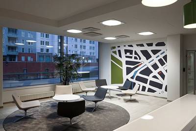 Pohjoinen rautatiekatu 25, Kamppi