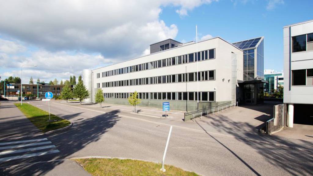 Tietäjäntie 2, Tapiola