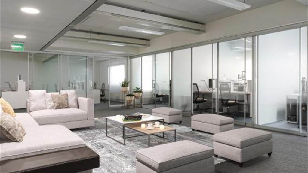 Pohjoinen rautatiekatu 25, Kamppi