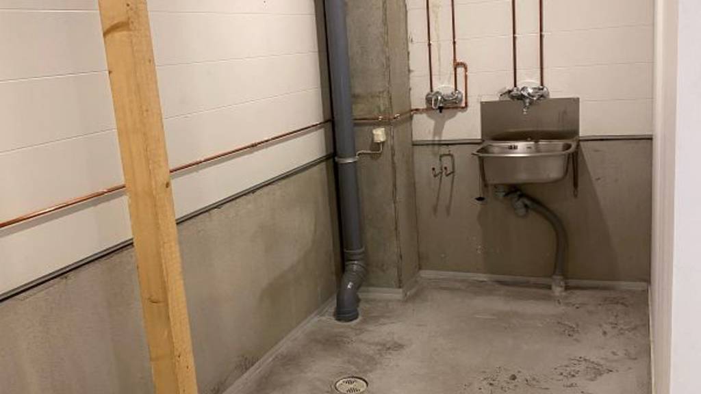 Pitkäniityntie 1, Lommila