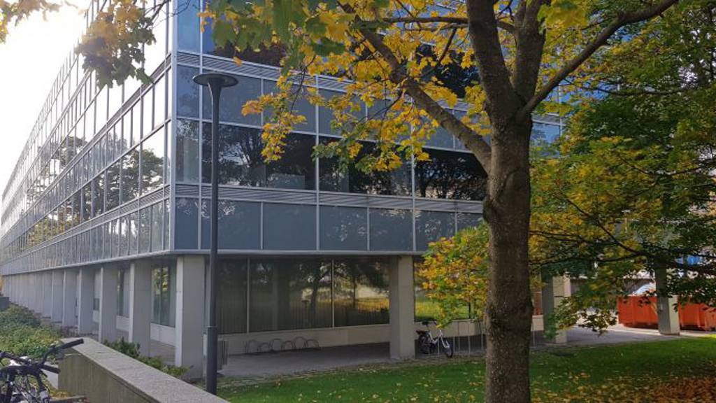 Mannerheimintie 15 b, Taka-Töölö