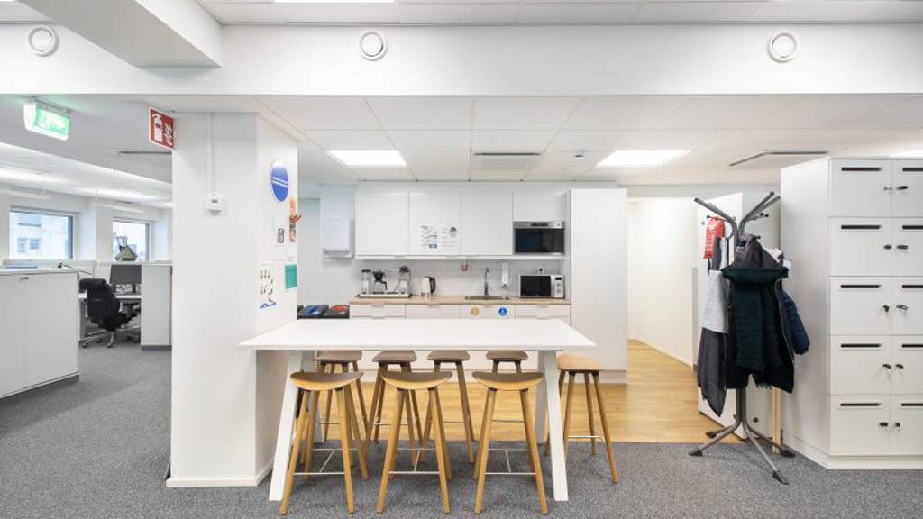 Runeberginkatu 5, Kamppi