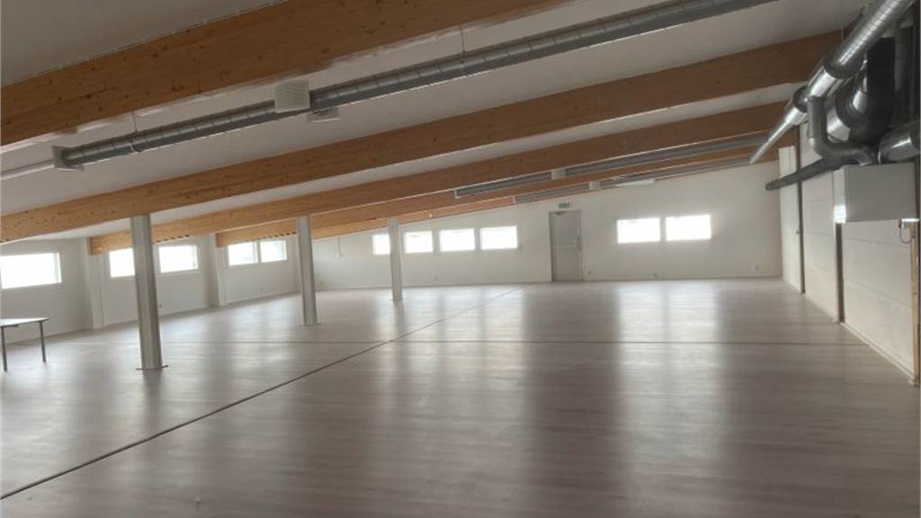 Itäkeskuksenkaari 4