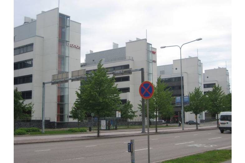 Hitsaajankatu 22, Herttoniemi