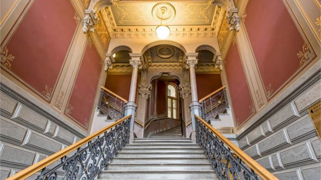 Erottajankatu 19, Kaartinkaupunki