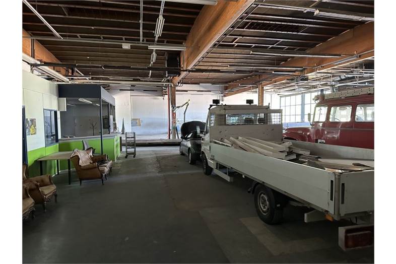 Hyllilänkatu 1, Hankkio