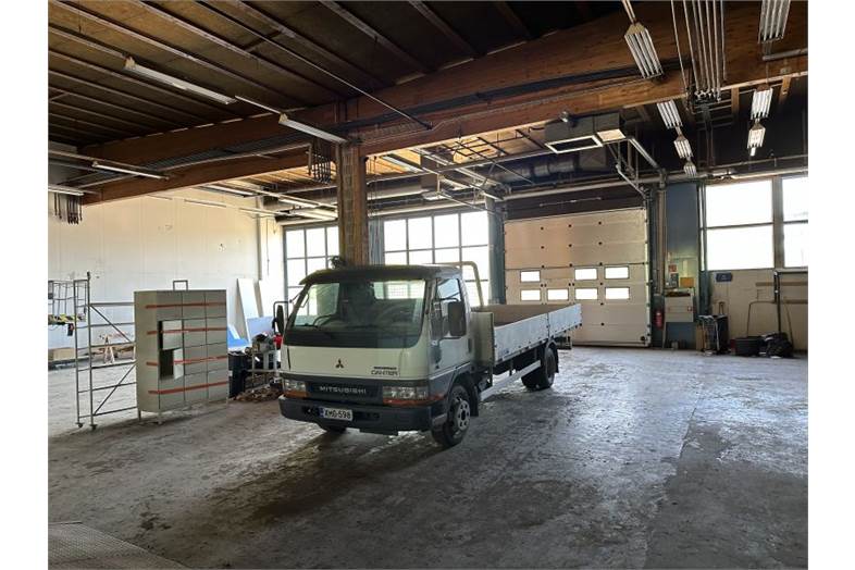 Hyllilänkatu 1, Hankkio