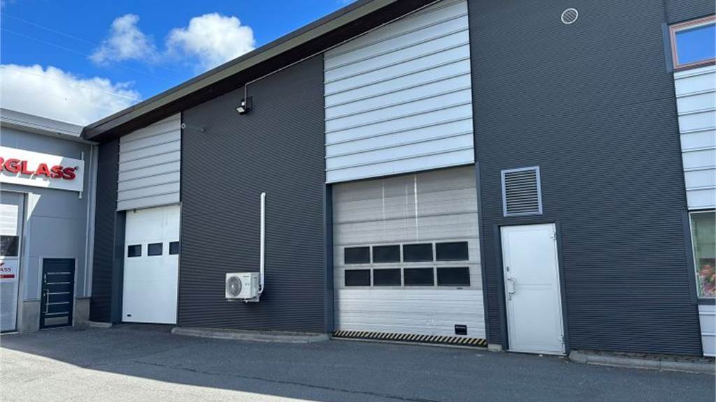 Itäkeskuksenkaari 4