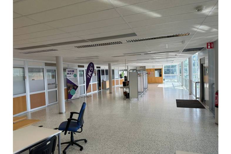 Yrittäjänkulma 5, Hankkio