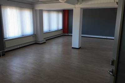 Ristipellontie 17, Konala