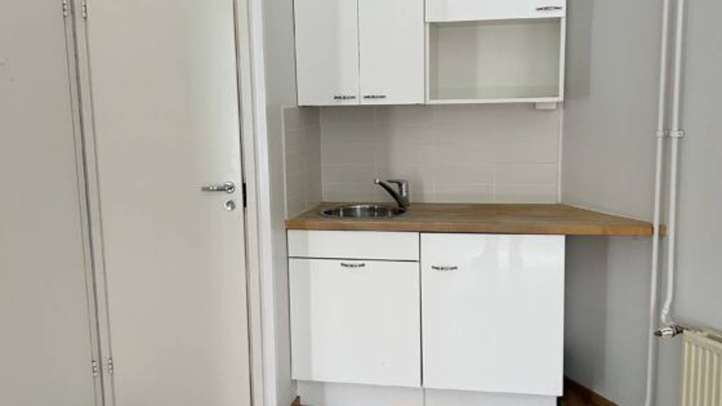 Albert Petreliuksen katu 3