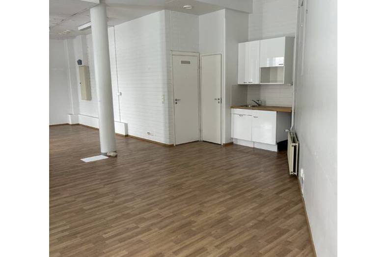 Albert Petreliuksen katu 3