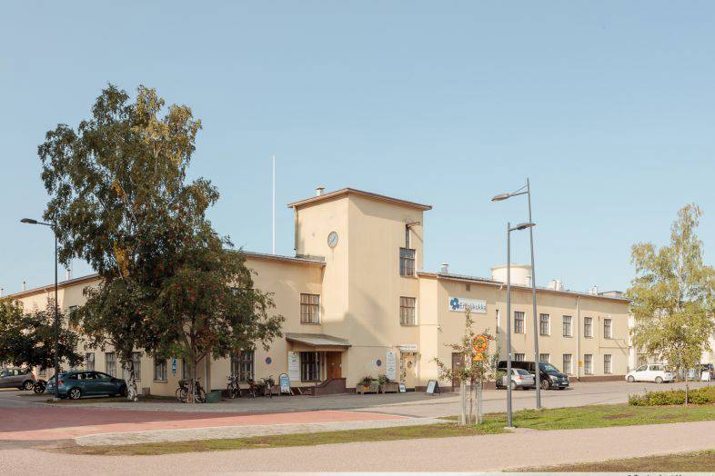 Emalitehtaankatu 2, Pajala