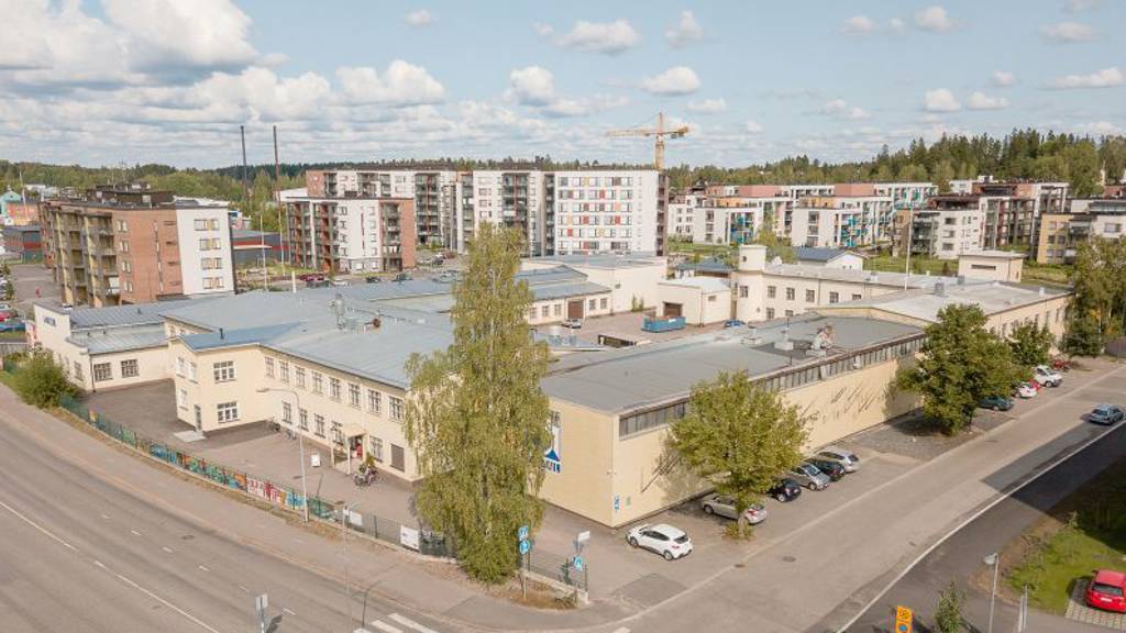 Emalitehtaankatu 2, Pajala