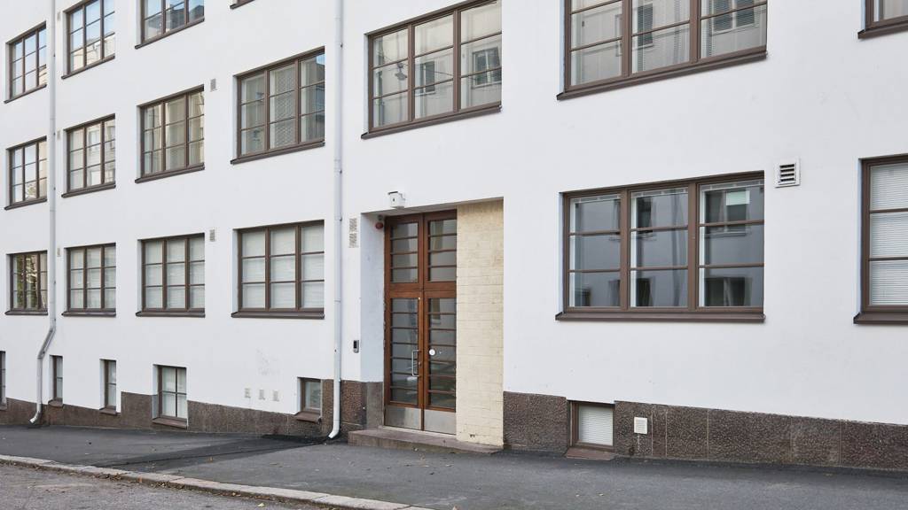 Kalliolanrinne 4, Alppiharju