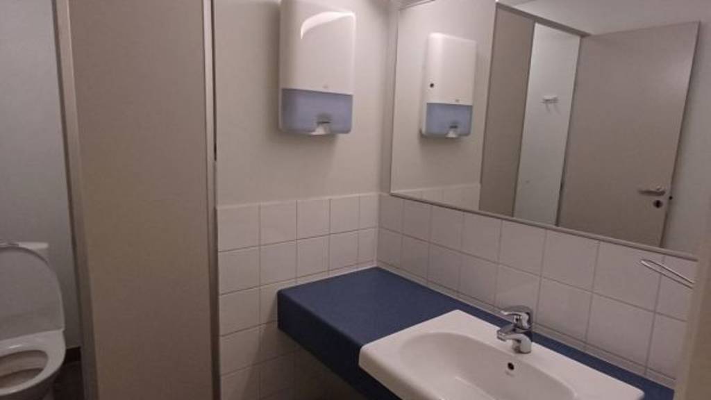 Myllytie 1a, Keskusta