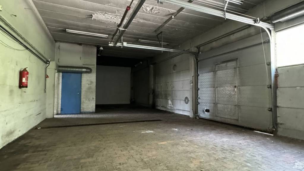 Koneenkatu 1, Hiiltomon Teollisuusalue