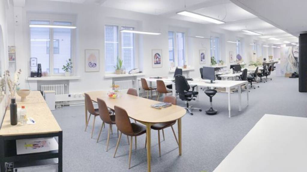 Urho Kekkosen katu 4-6 F, Kamppi