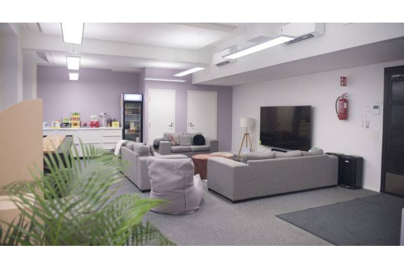 Urho Kekkosen katu 4-6 F, Kamppi