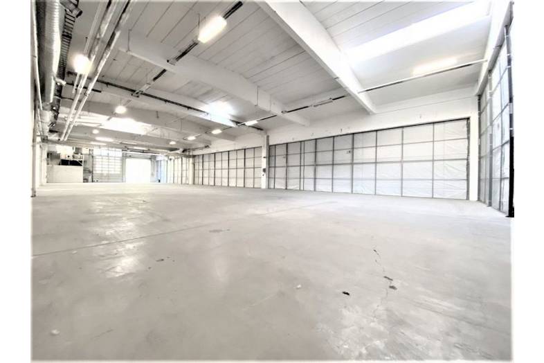 Valokaari 8, Suutarila