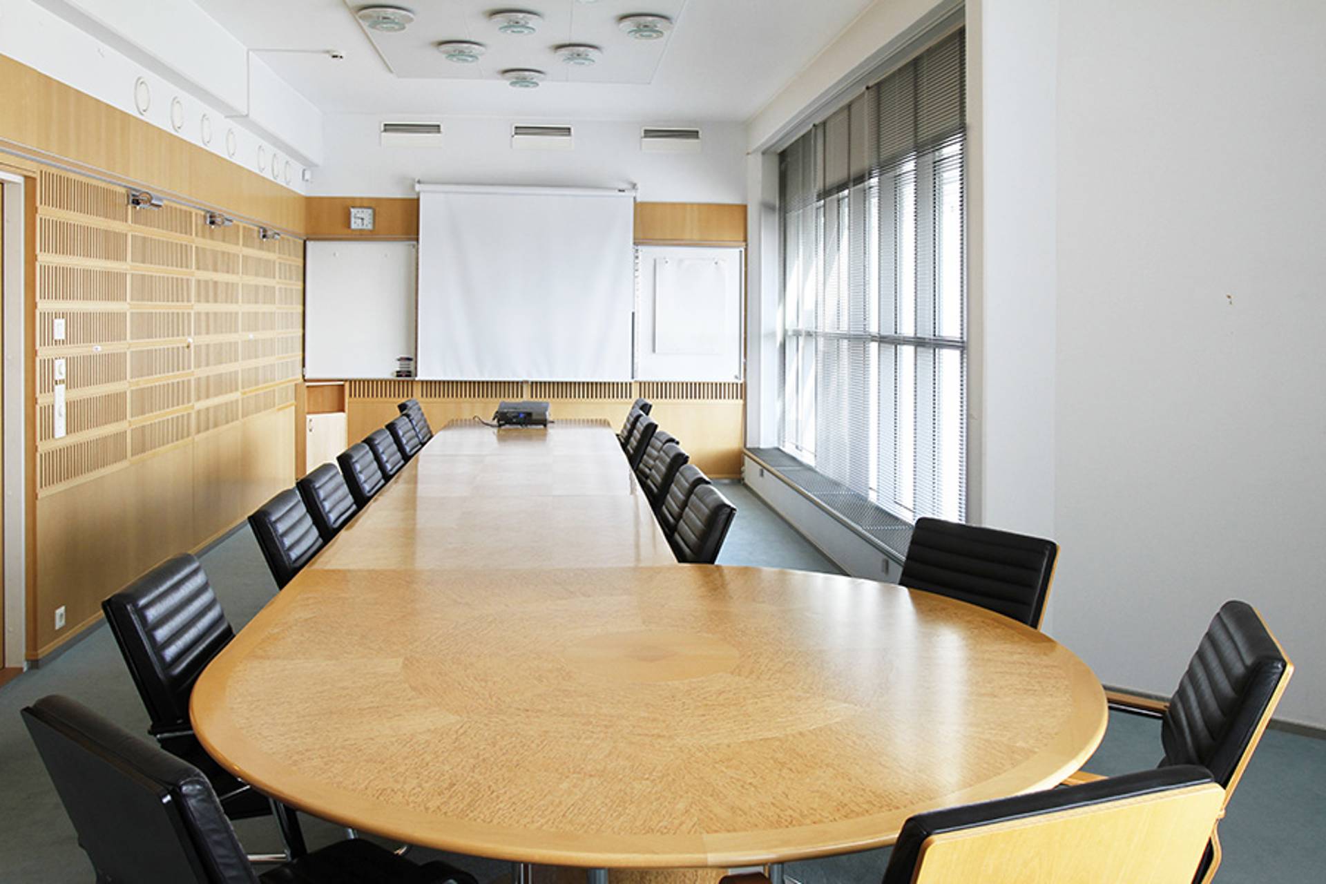 Sointu, 402 m², 2. krs Lintuvaarantie 2