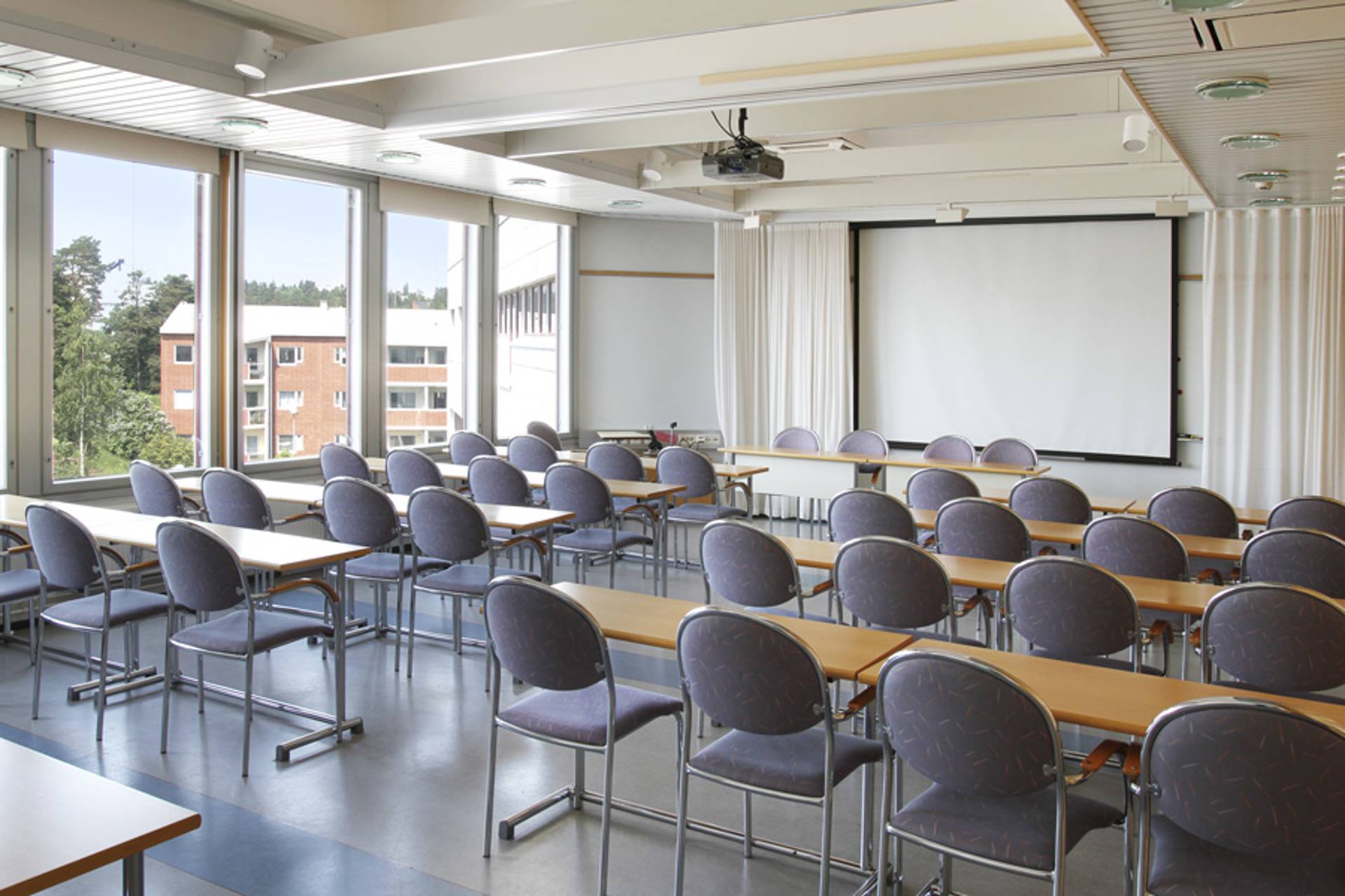 Sointu, 402 m², 2. krs Lintuvaarantie 2