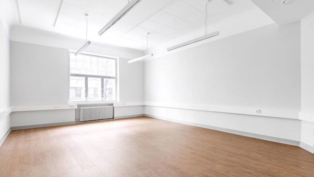 Eteläinen makasiinikatu 4