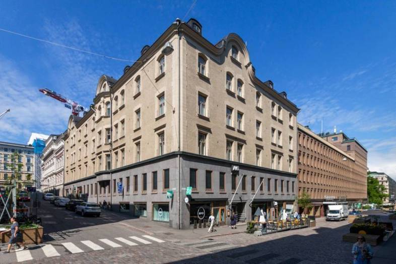 Kasarmikatu 44 / Rikhardinkatu 1