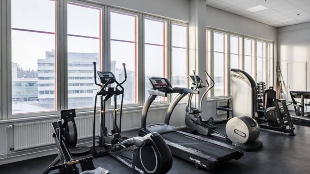 Lars Sonckin kaari 10-16