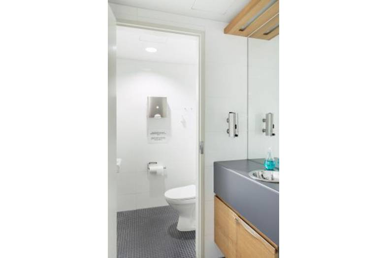 Urho Kekkosen katu 3-7